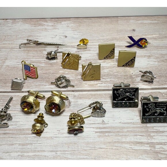 Vintage Cufflinks And Tie Tacks Lapel Pins Lot Men’s Jewelry 16 Piece MCM - Picture 1 of 12